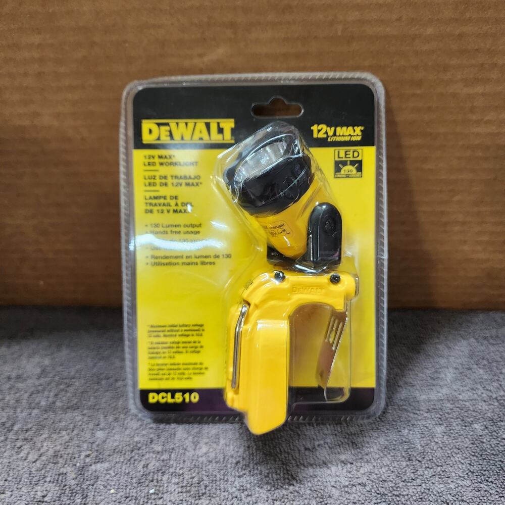 DeWalt DCL150 12V MAX LED Hand Held Flashlight work light NEW in package b49